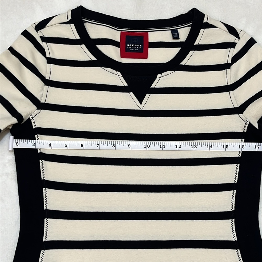 Sperry Casual Dress. Size XS. Never Worn - Picture 5 of 10